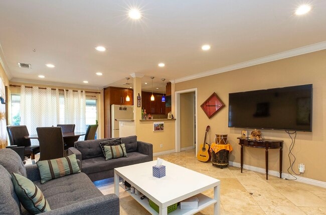 property at 7766 N Glenoaks Blvd