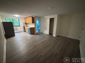 5 Chester St, Unit 33 in Cambridge, MA - Building Photo - Building Photo