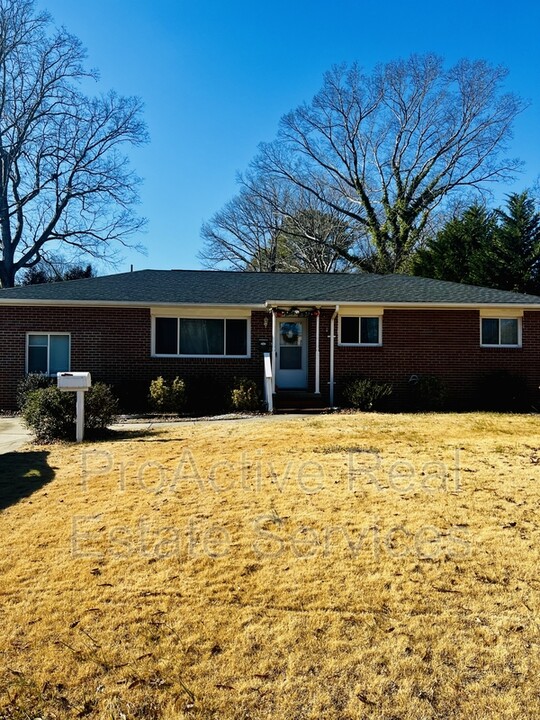 533 Lavender Ln in Virginia Beach, VA - Building Photo
