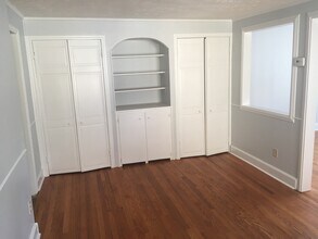 135 W Mohawk St in Oswego, NY - Building Photo - Building Photo