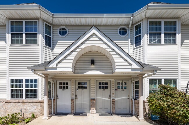 Zen Long Island at West Babylon 55+ Community in West Babylon, NY - Building Photo - Building Photo