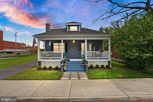 580 N Braddock St in Winchester, VA - Building Photo