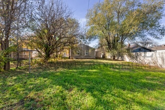 2136 S Waco Ave in Wichita, KS - Building Photo - Building Photo