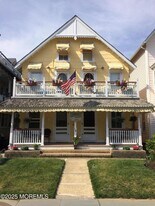 19 Webb Ave in Ocean Grove, NJ - Building Photo