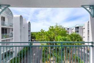 3675 Seaside Dr in Key West, FL - Building Photo - Building Photo