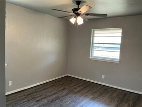 5109 Queen Ann Ct in Forest Hill, TX - Building Photo - Building Photo