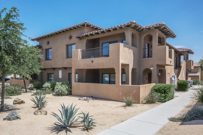 Vineyards at Palm Desert Apartment Homes in Palm Desert, CA - Building Photo - Building Photo