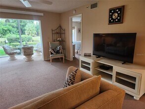 6713 Stone River Rd in Bradenton, FL - Building Photo - Building Photo