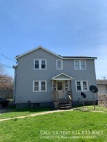 239 E 10th St in Erie, PA - Building Photo