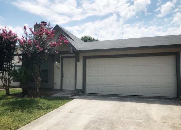 11730 Spring Song Dr in San Antonio, TX - Building Photo - Building Photo