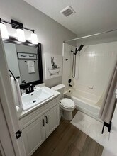 9618 Copper Creek Dr in Austin, TX - Foto de edificio - Building Photo