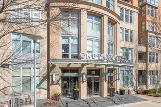 One Park Crest in McLean, VA - Building Photo - Building Photo