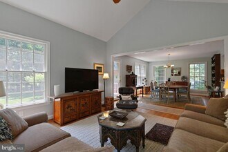 3109 Olin Dr in Falls Church, VA - Building Photo - Building Photo