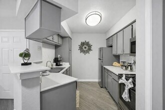 20000 Saums Rd in Katy, TX - Building Photo - Building Photo