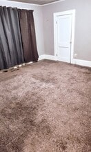 858 Highland Ave NE in Hickory, NC - Building Photo - Building Photo