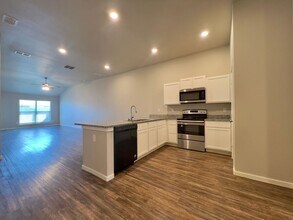 2120 N Avenue K in Lubbock, TX - Building Photo - Building Photo