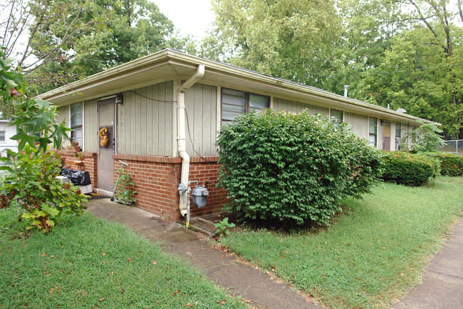 2424 Chapel Ave in Nashville, TN - Building Photo - Building Photo