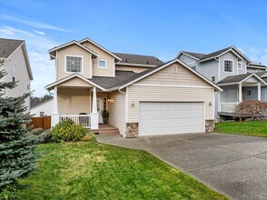 11307 13th St SE in Lake Stevens, WA - Building Photo - Building Photo