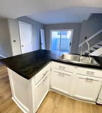 1244 Colston Dr in Westerville, OH - Building Photo - Building Photo