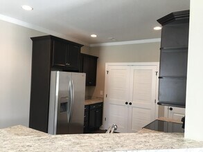 2212 Remington Ct in Greenville, NC - Building Photo - Building Photo