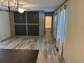 349 Stratford Ct in Dimondale, MI - Building Photo - Building Photo