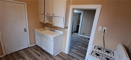 1515 Felix St, Unit 1515 in St. Joseph, MO - Building Photo - Building Photo