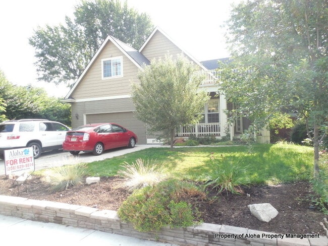 property at 1156 S Shoshone St