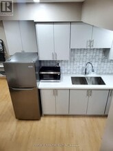 1362 Pickwick Dr in Mississauga, ON - Building Photo - Building Photo