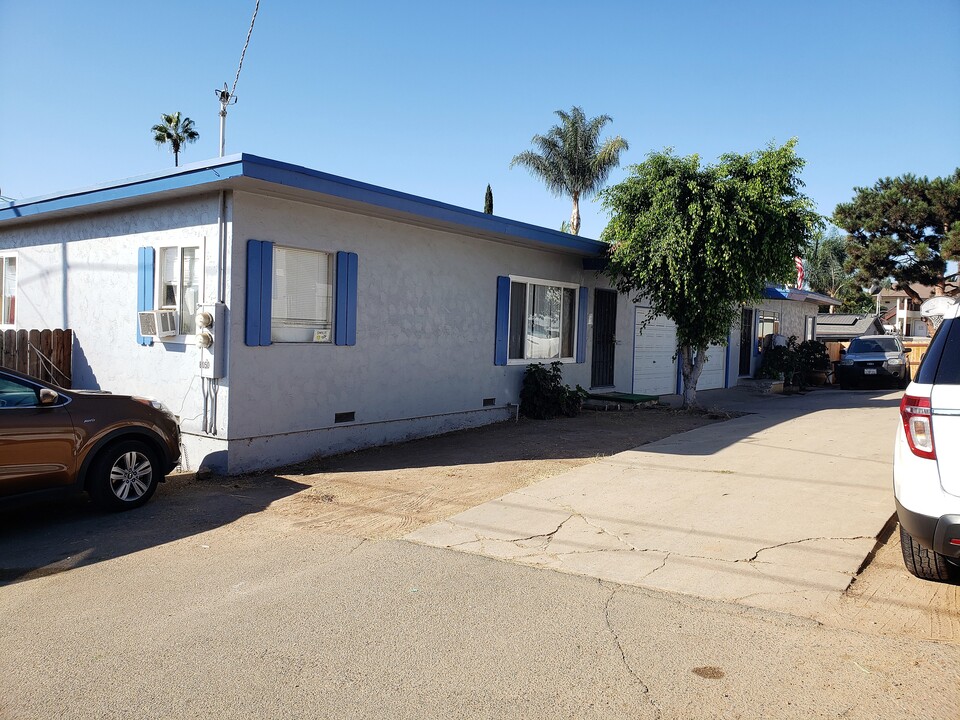 8050-8052 Lemon Grove Way in Lemon Grove, CA - Building Photo