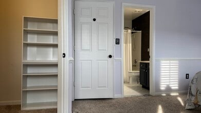 45620 Iron Horse Terrace in Sterling, VA - Building Photo - Building Photo