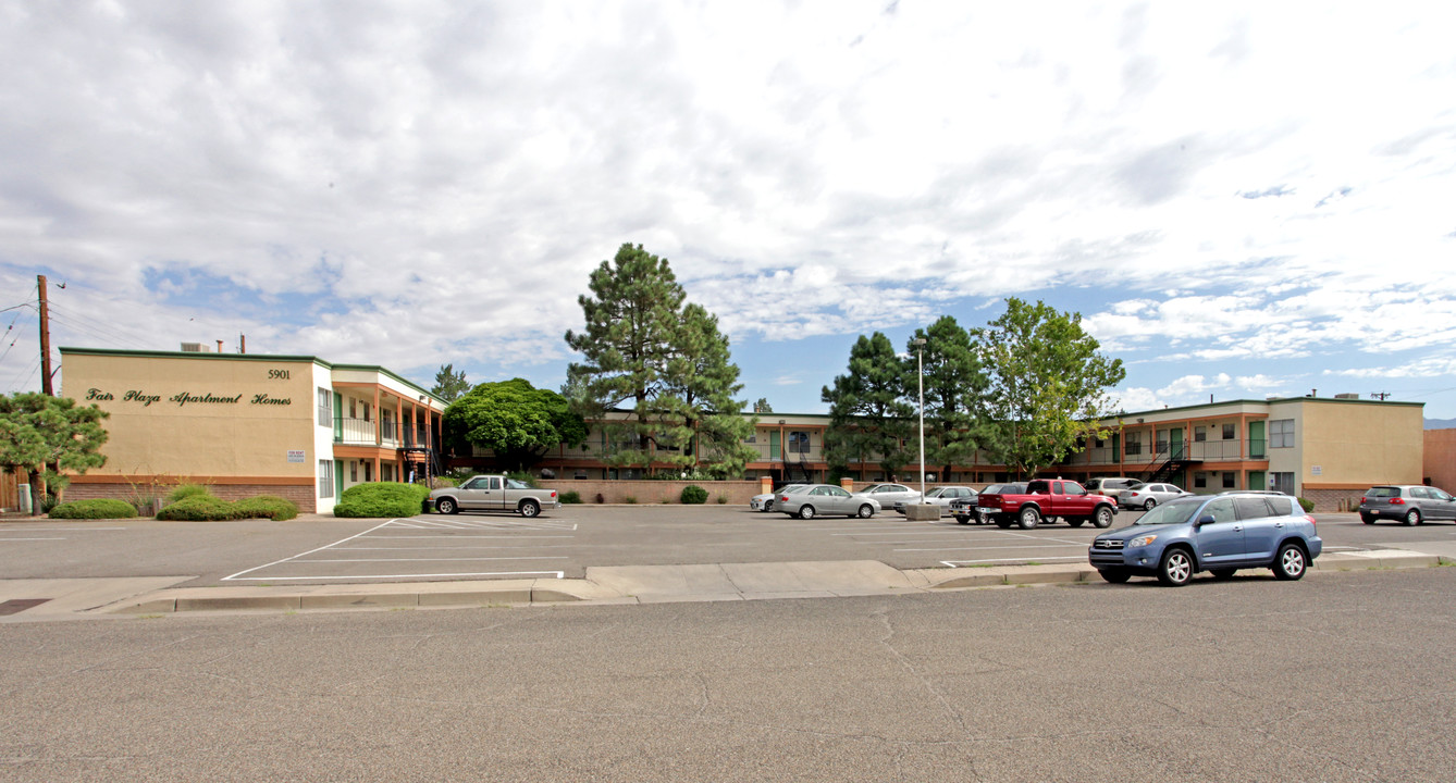 Fair Plaza Apartments in Albuquerque, NM - Building Photo