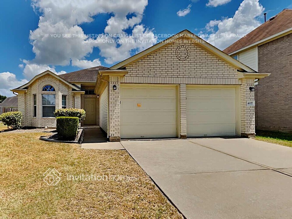 4027 Ashview Ln in Fresno, TX - Building Photo