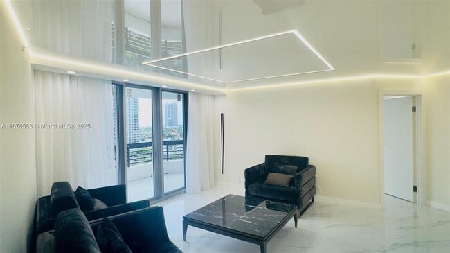 property at 3500 Mystic Pointe Dr