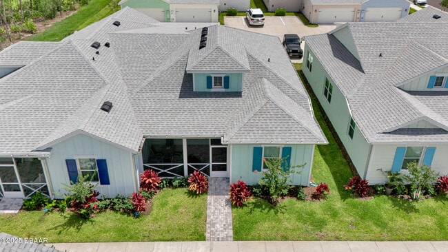 property at 216 Gypsy Palace Ln