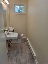 4 Division St in Danbury, CT - Building Photo - Building Photo