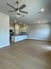 4701 Wally Ave in Austin, TX - Foto de edificio - Building Photo