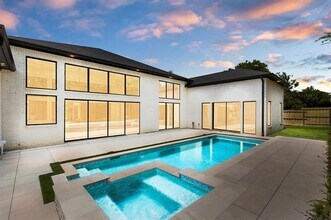 11314 Hillcrest Rd in Dallas, TX - Building Photo - Building Photo