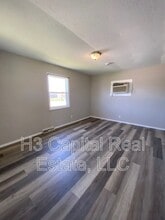 2040 5th St in Madison, IL - Building Photo - Building Photo