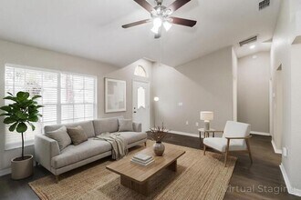 18802 Whiterock Ln in Hudson, FL - Foto de edificio - Building Photo