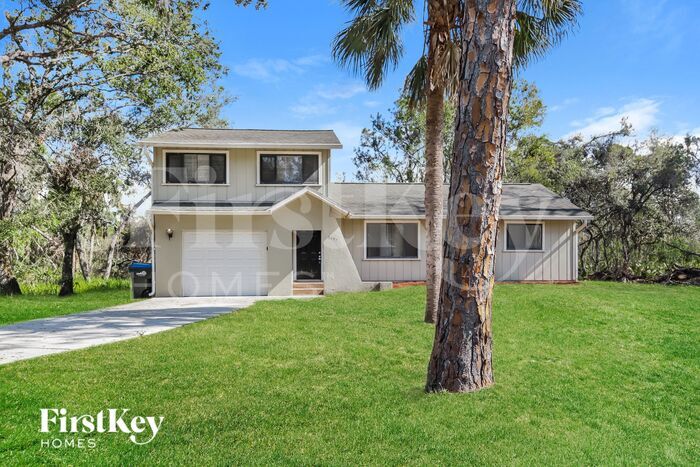 5497 Lady Slipper Ave in North Port, FL - Foto de edificio