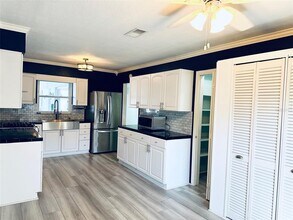 2483 66th Terrace S in St. Petersburg, FL - Building Photo - Building Photo