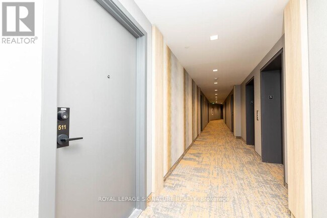 1010 Dundas St E in Whitby, ON - Building Photo - Building Photo