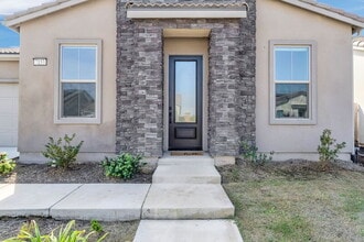7153 E Harvard Ave in Fresno, CA - Building Photo - Building Photo