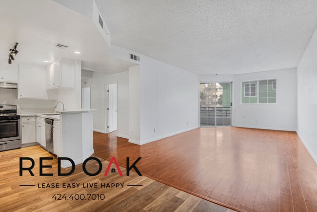 property at 4320 S Centinela Ave