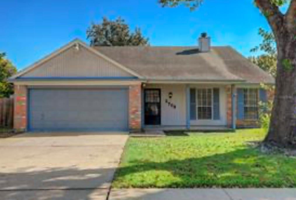 2709 Hot Springs Dr in Pearland, TX - Building Photo