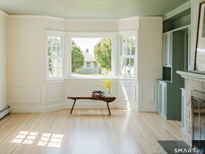 126 Prospect Hill Rd in Groton, CT - Building Photo - Building Photo