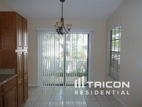 3014 Curry Woods Dr in Orlando, FL - Building Photo - Building Photo