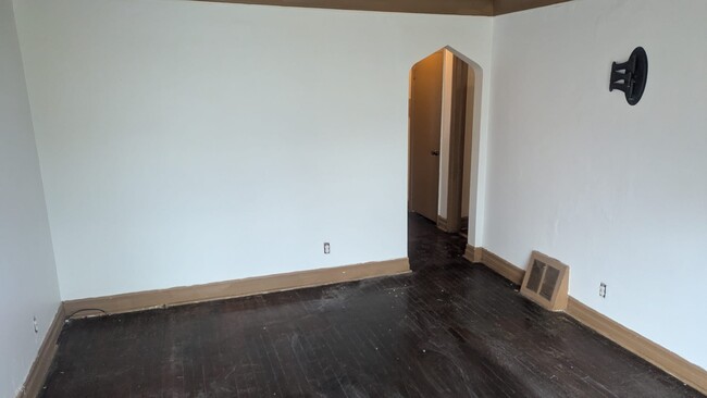 19505 Trinity St in Detroit, MI - Building Photo - Building Photo