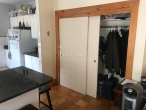 13 Andrew St, Unit 1 in Cambridge, MA - Foto de edificio - Building Photo