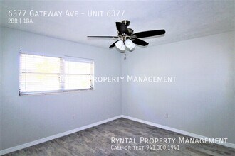 6377 Gateway Ave in Sarasota, FL - Building Photo - Building Photo